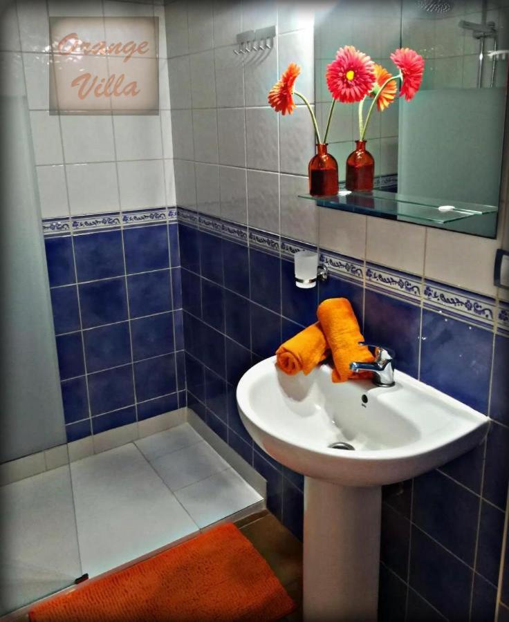 فيلا Casa Orange Piscine Terrasse Parking San Sebastián de la Gomera المظهر الخارجي الصورة
